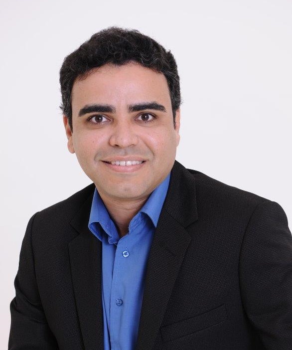 Dr. Leonardo Pereira Alves